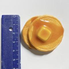 パンケーキ ブローチ