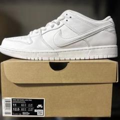 Nike SB Dunk Low Pro ISO "Triple White"のサムネイル