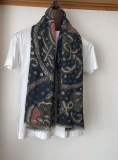 新品　GIORGIO ARMANI 大判シルクスカーフ　ロゴ柄　タグ付き　希少 新品GIORGIO ARMANI 大判シルクスカーフロゴ柄タグ付き希少