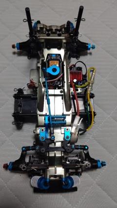 1/10 RC M-05 PRO シャーシキット(ブルーメッキバージョン)【84131】 | タミヤ | T84131 M-05 PRO  CHASSIS KIT | Joshin webショップ 通販