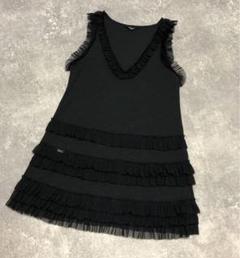 さえらPOTECHINO フラワーモチーフ Tシャツ　ヒスクローネ　アキアカネ Maison Kitsune * 新品 未使用 フラワーズ 刺繍 Tシャツ