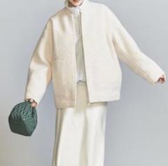 極美品　BEAUTY&YOUTH ブークレーダブルジップブルゾン　オフホワイト 極美品 BEAUTY&YOUTH ブークレーダブルジップブルゾン オフホワイト