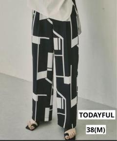 TODAYFUL ジオメトリックジャガードトラウザース美品 TODAYFUL（トゥデイフル）の「ジオメトリックジャガード