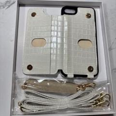 未使用⭐️ iPhone se 3 ケース　カバー　ストラップ　ホワイト