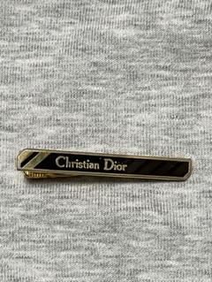 2025年最新】dior ネクタイピンの人気アイテム - メルカリ