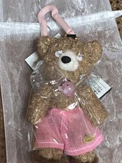 超可愛い、デモデ人形チャーム新作　新品未使用 タグ付き　熊さんを持った女の子 超可愛い、デモデ人形チャーム新作 新品未使用 タグ付き 熊さん