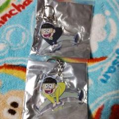おそ松さん A応P アクリルキーホルダー全種 AJ おそ松さん A応P アクリルキーホルダー 十四松 - メルカリ