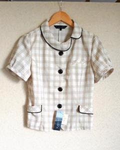 夏用事務服 en joie(アンジョア) オーバーブラウスベージュ×丸襟