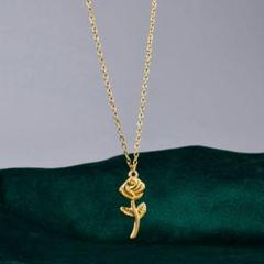 【究極美品】18 K金バラのペンダントネックレスの美しい鎖骨チェーンです