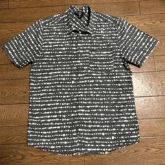 VOLCOM モダンフィット ペインティング ボーダードットプリント半袖シャツ