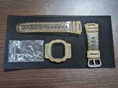 G-SHOCK DW-5600 純正ベゼル・ベルト セット 中古　スケルトンのサムネイル