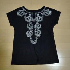 刺繍入り黒コットンTシャツ Lサイズ