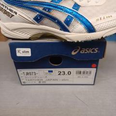 ASICSランニングシューズ