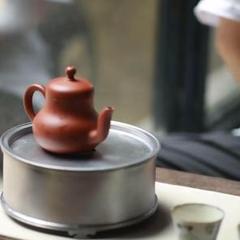 四方茶壷　茶心壷　煎茶道具　錫 煎茶道具 錫半製 精錫 鎚目 茶壷 茶心壷 約251g M R7242