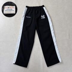 美品　MLB ニューヨークヤンキース　ワイドパンツ　ナイロン　ブラック　刺繍ロゴ
