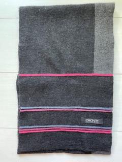 DKNY カシミヤ100%マフラー　濃紺　箱入り DKNY - DKNY カシミヤマフラー 黒 美品❣️お値下げ❣️の通販