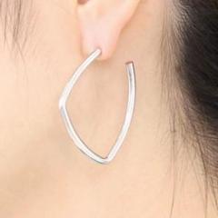 エッジラインメタルフープピアス シルバー