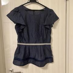 JUSGLITTY 袖フリル付き半袖シャツ 紺色　涼しい