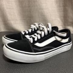 vansオールドスクールのサムネイル