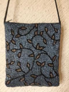 柏ビーズ刺繍 ショルダーバッグ 黒 838138d48cc46a4f82bf5e9ca59fed