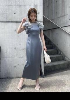 ぴょん【美品】FRAY I.D フリルスリーブコンビドレス FRAY I.D｜フリルスリーブコンビドレス