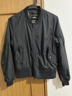 アルファ インダストリーズ×アーバンリサーチ、“一着二役