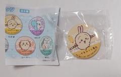 ちいかわ　くら寿司　ビッくらポン　缶バッジ　うさぎ