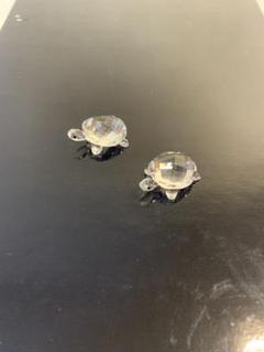 【SWAROVSKI】子亀の置物　２個セット（説明書、お買上証明書、台座の鏡付） SWAROVSKI スワロフスキー カメ 亀 Swarovski Asian Symbols