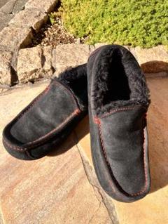 UGG Ascot ムートンブーツ ブラックのサムネイル