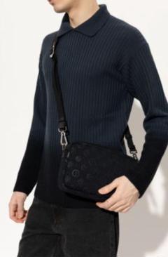 新品　ジョルジオ　アルマーニ　ロゴ　ショルダー　バッグ　ARMANI　バック