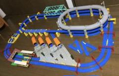 プラレール線路　複線4層高架レイアウト　サウンド駅付き プラレール線路 複線4層高架レイアウト サウンド駅付き（S字