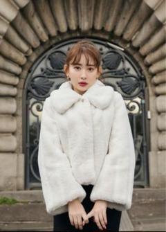 【美品】herlipto Winter Love Faux Fur Coat M Herlipto Winter Love Faux Fur Coat 2022
