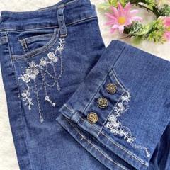 【axes femme】 薔薇ボタン 刺繍 ストレッチデニムパンツ （L）