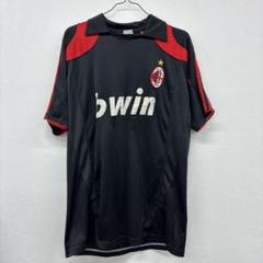ACミラン 赤黒縦縞クラスTシャツで最高のチームを！サッカー
