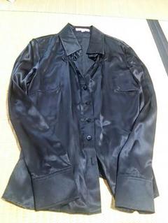 黒のシルクブラウス ナラカミーチェ