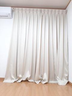 サンゲツ カーテン JAPANESQUE 幅50×丈210㎝ 2枚 未使用 サンゲツ カーテン JAPANESQUE 幅50×丈210㎝ 2枚 未使用