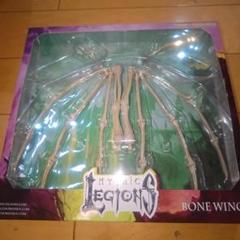 Mythic Legions 骸骨セットと緑骸骨オマケ付きです。