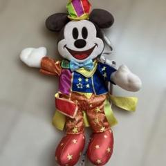 ミッキーマウス カラフル衣装