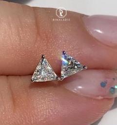 K18WG天然ダイヤモンド♡トリリアントカット×ピンクダイヤ添えピアス K18WG天然ダイヤモンド♡トリリアントカット×ピンクダイヤ添え