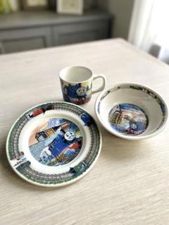 【未使用】ウェッジウッド 機関車トーマス コラボ 4種4点セット ウェッジウッド（Wedgwood）機関車トーマスのプレートとボウルを