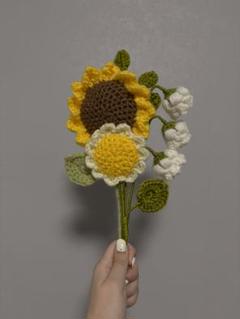 枯れない花 枯れない花束 ギフト 編み物 ひまわりとデイジーの花束