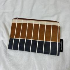 新品未使用 マリメッコ TIILISKIVI TARJOTIN トレイ Tiiliskivi トレイ 65cm | Armi Ratia | Marimekko (マリメッコ