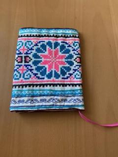 【モンゴル刺繍ブックカバー】