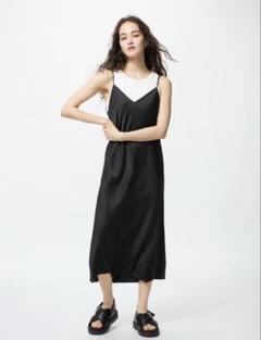 UNIQLO サテンキャミソールワンピース