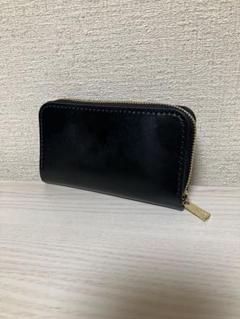 ラウンドファスナーミドルサイズウォレット