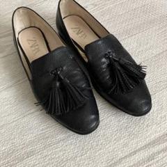 ZARA ブラック タッセル ローファー　38 ZARA ブラック タッセルローファー 38 - メルカリ