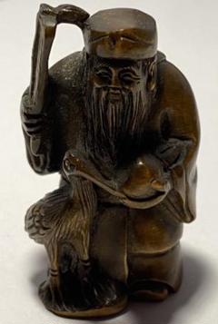 マンモス 三人の仙人像 根付　約15cm 福禄寿　牙彫 大流行中！ マンモス 三人の仙人像 根付 約15cm 福禄寿 牙彫