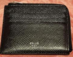 極美✨セリーヌ コインケース ラウンドファスナー 現行 ロゴ刻印 ブラック 黒 CELINE セリーヌ Triomphe Embossed Large Zipped Wallet 長財布