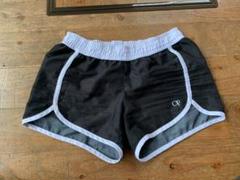 ショートパンツ