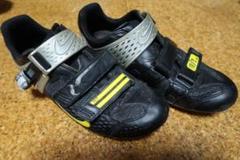 NIKE LIVESTRONG ランスアームストロング　SPD　シューズ NIKE LIVESTRONG ランスアームストロング SPD シューズ - メルカリ